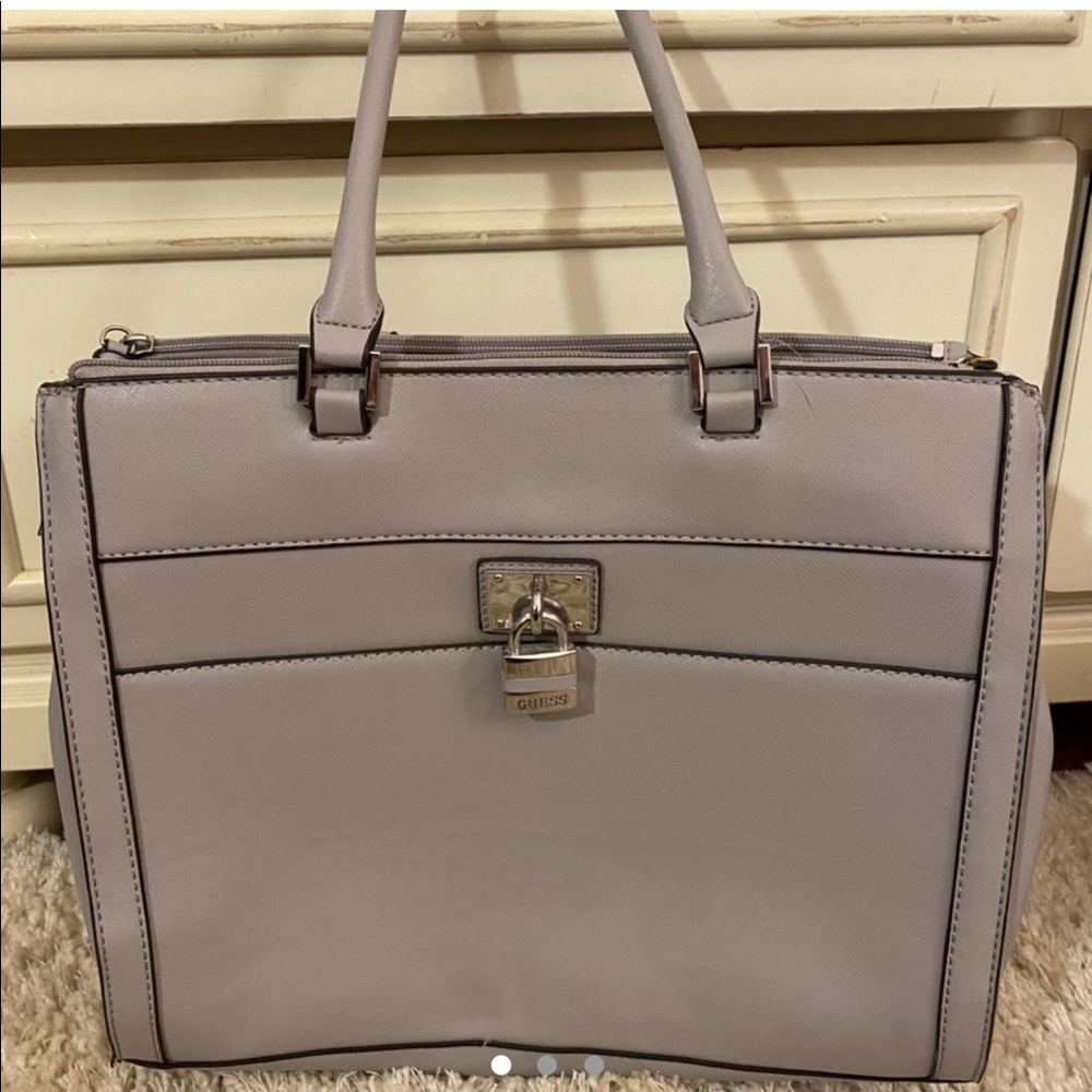 Guess Shoulder Bag